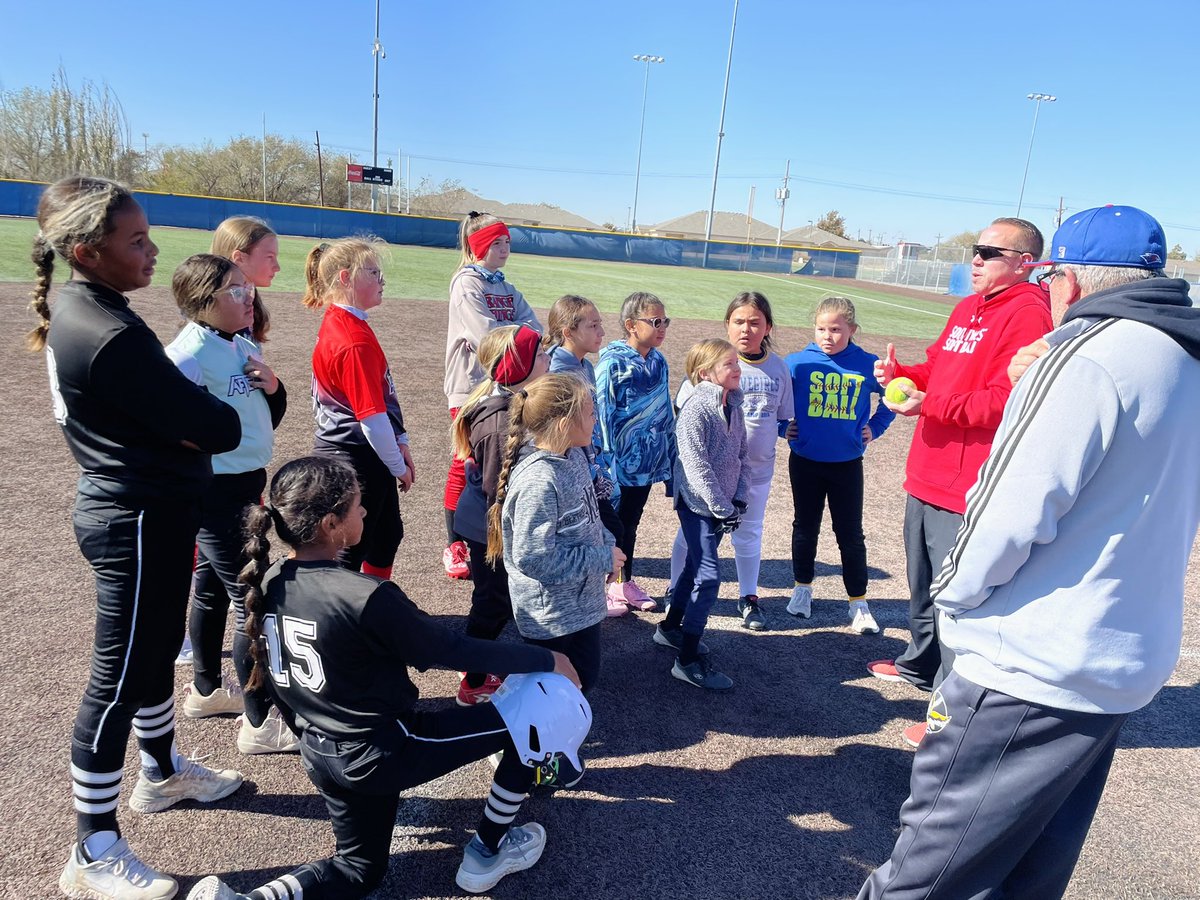 USW Softball 🥎 tweet media