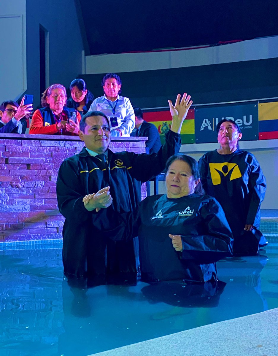 ✨ ¡Hay fiesta en el cielo! 🙏♥️ Hoy, 6 estudiantes de la Biblia 📖 de #NuevoTiempo de los 5 campos de la Unión Peruana del Norte 🇵🇪 se bautizaron en el marco del lanzamiento de la Radio FM 📡 en Lima. ¡Alabado sea Dios! 🙌  <a href="/NuevoTiempoPeru/">Nuevo Tiempo Perú</a>