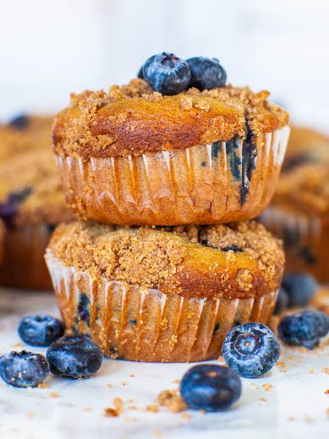 royals_cafe's tweet photo. 👑Hi! @velvetpirouette there's an order for you!
☕: cinnamon crumble blueberry muffins
💌: it will get better, and better, and better, my love. softly and steadily. and before you know it, will be replaced by something heartwarming. ily. <3 https://t.co/IU0tLuXHWj