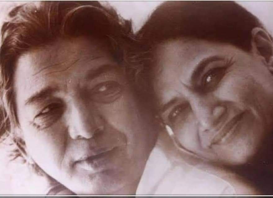 SaurabhRaii_'s tweet photo. मशहूर थियेटर और फिल्म अदाकारा #शौक़त_आज़मी जी की पुण्यतिथि पर सादर नमन 🙏

आज़मगढ़ की शान और महान शायर/गीतकार कैफी आज़मी साहब की पत्नी और @AzmiShabana जी की माँ श्रीमती #ShaukatAzmi जी ने अभिनय के साथ साथ कैफ़ी साहब के साथ मिलकर सामाजिक जिम्मेदारी का निर्वाह करते हुए आजमगढ़..
1/2 https://t.co/Glb7T8y2Il