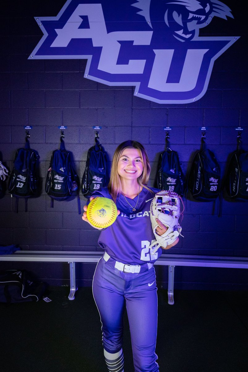 Karlimanney1's tweet photo. I am extremely excited to announce that I will be continuing my athletic and academic career at Abilene Christian University. I am very blessed to have been given opportunity to finish my college career as an ACU Wildcat! Go Wildcats!! #scratchem 💜🐱 @ACU_Softball https://t.co/JjYwSe8gMF