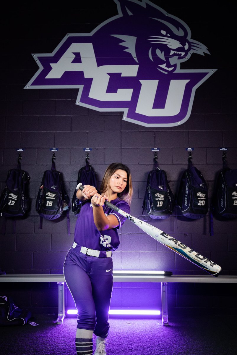 Karlimanney1's tweet photo. I am extremely excited to announce that I will be continuing my athletic and academic career at Abilene Christian University. I am very blessed to have been given opportunity to finish my college career as an ACU Wildcat! Go Wildcats!! #scratchem 💜🐱 @ACU_Softball https://t.co/JjYwSe8gMF