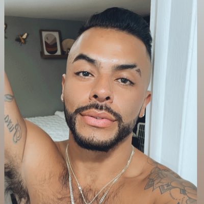 ChasingVida's tweet image. #NewProfilePic