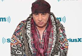 Classic Rock In Pics on Twitter: "Happy 72nd Birthday to Steven Van