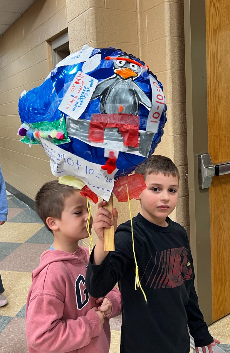 Jennifer McIntyre tweet media