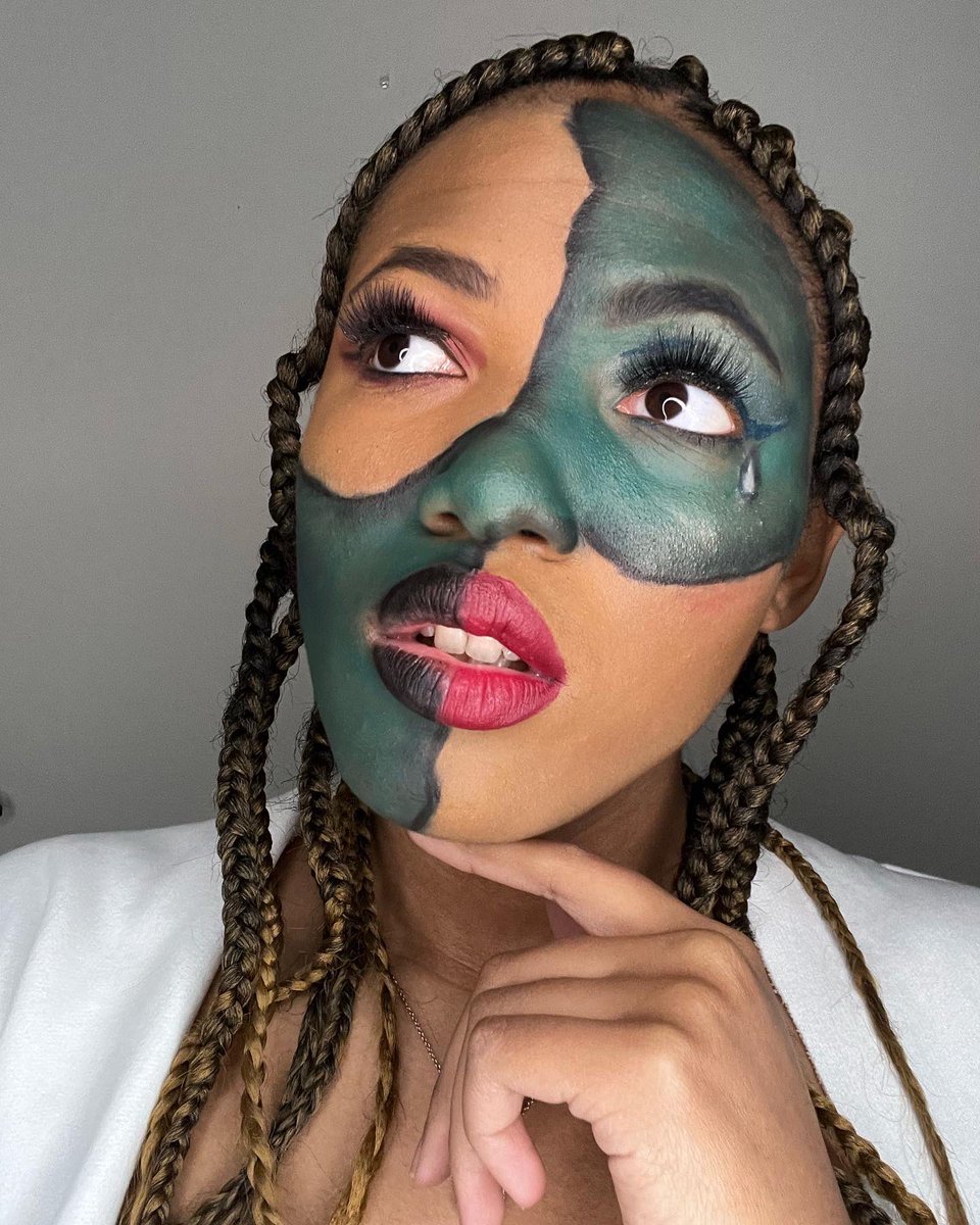 ChantoriaMW's tweet photo. I watched all 4 seasons of Glow Up on Netflix and thought I’d try using makeup as a visual representation of how I’ve been feeling🥰 #makeuptherapy https://t.co/kNFs6lIB0Y