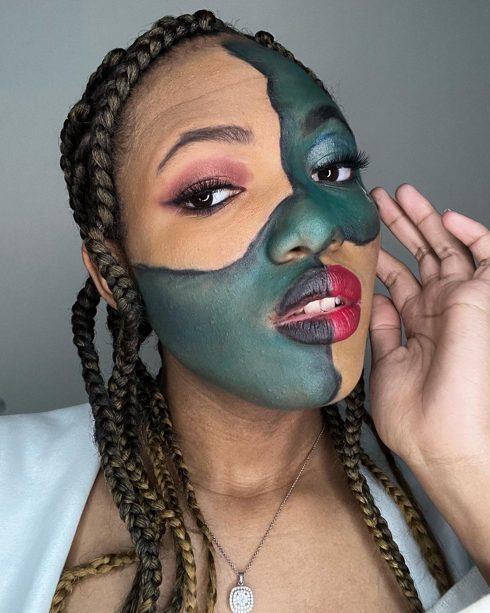 ChantoriaMW's tweet photo. I watched all 4 seasons of Glow Up on Netflix and thought I’d try using makeup as a visual representation of how I’ve been feeling🥰 #makeuptherapy https://t.co/kNFs6lIB0Y