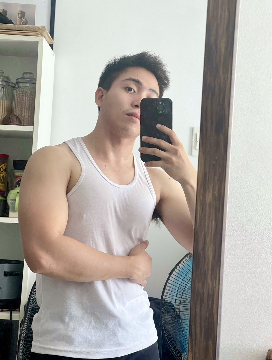 paolomiguel94's tweet image. Lookin fresh from the gym 💪🏻