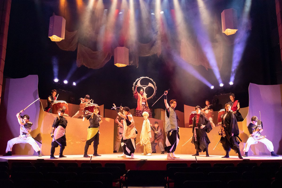 改めまして、舞台『ジパング』ご来場頂きありがとうございました。
今回は、演出の金沢くん、演助の弥山くん以外は、初めましての方達ばかりでしたが、みんな良い子（宮地さんは良いおじさん）で、稽古も本番も楽しく過ごさせ頂きました。
また、みんなと会えるかなぁ。
#ジパング