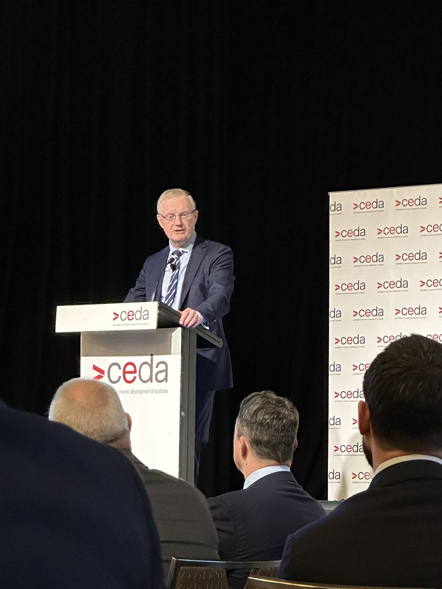 4 global supply side trends worrying the Gov of the <a href="/RBAInfo/">Reserve Bank of Australia</a> 1) deglobalisation 2) demographic shifts 3) climate change 4) transition in energy system <a href="/ceda_news/">CEDA</a> <a href="/Green_Dot/">Deloitte Australia</a> <a href="/MelindaCilento/">Melinda Cilento</a> <a href="/c_a_ibrahim/">Claire Ibrahim</a> <a href="/jkwob/">John O'Brien</a>