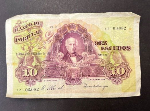 CromwellCoins's tweet image. live on our Auction now VERY RARE Portugal Dez Escudos 1927 Banknote Banco Dez Portugal ebay.co.uk/itm/3346243012…
#rarebanknote #worldpapermoney #oldmoney #collectible #rare #portugal #portugalbanknote #numismatics #papermoney #banknotedealers