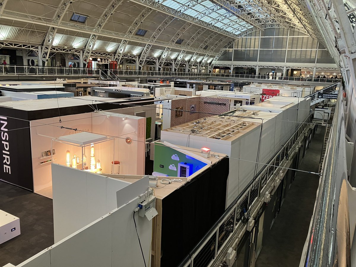 It’s nice and quiet, for now <a href="/_light_london/">LiGHT 24</a> as we set up and look forward to seeing you from 10:00. We’re with <a href="/the_ilp/">The Institution Of Lighting Professionals</a> <a href="/IALD_UK/">IALD UK</a> <a href="/lighting_IA/">Lighting Industry Association</a> in the 2nd floor gallery. It’s going to be a good day!