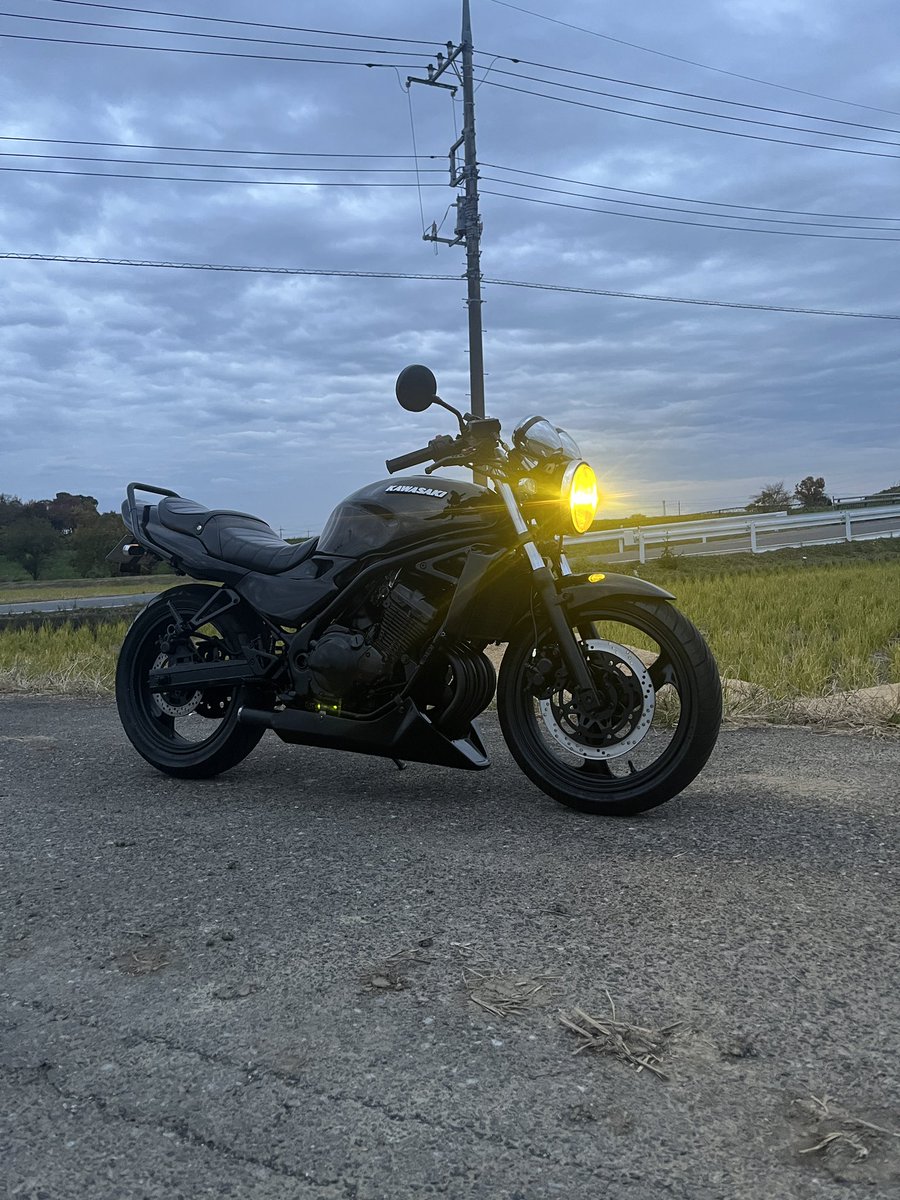 KAWASAkibiku250's tweet photo. ニコニコが止まらないない！
３週間ぶりで
ずっと一人で自惚れてる笑　
学校もコロナで休校なったし
走るぞ！！ https://t.co/tBrhy1B6bH