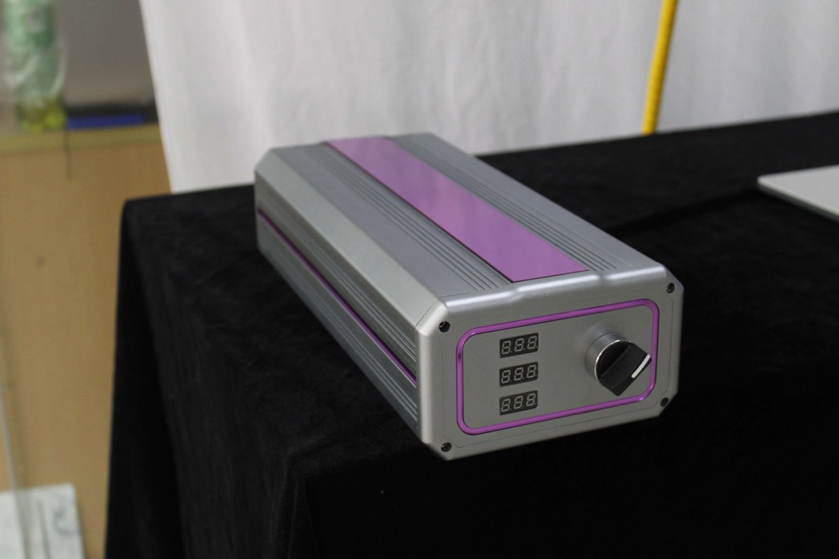 tinholasercoder's tweet image. TINHO THF series Fly laser printer used independent research and development of fiber lasers by our company, with a higher cost performance. The most advanced polarized lens system to ensure superior quality and high speed marking output.  tinhointelligent.com/thf30f-fiber-f…