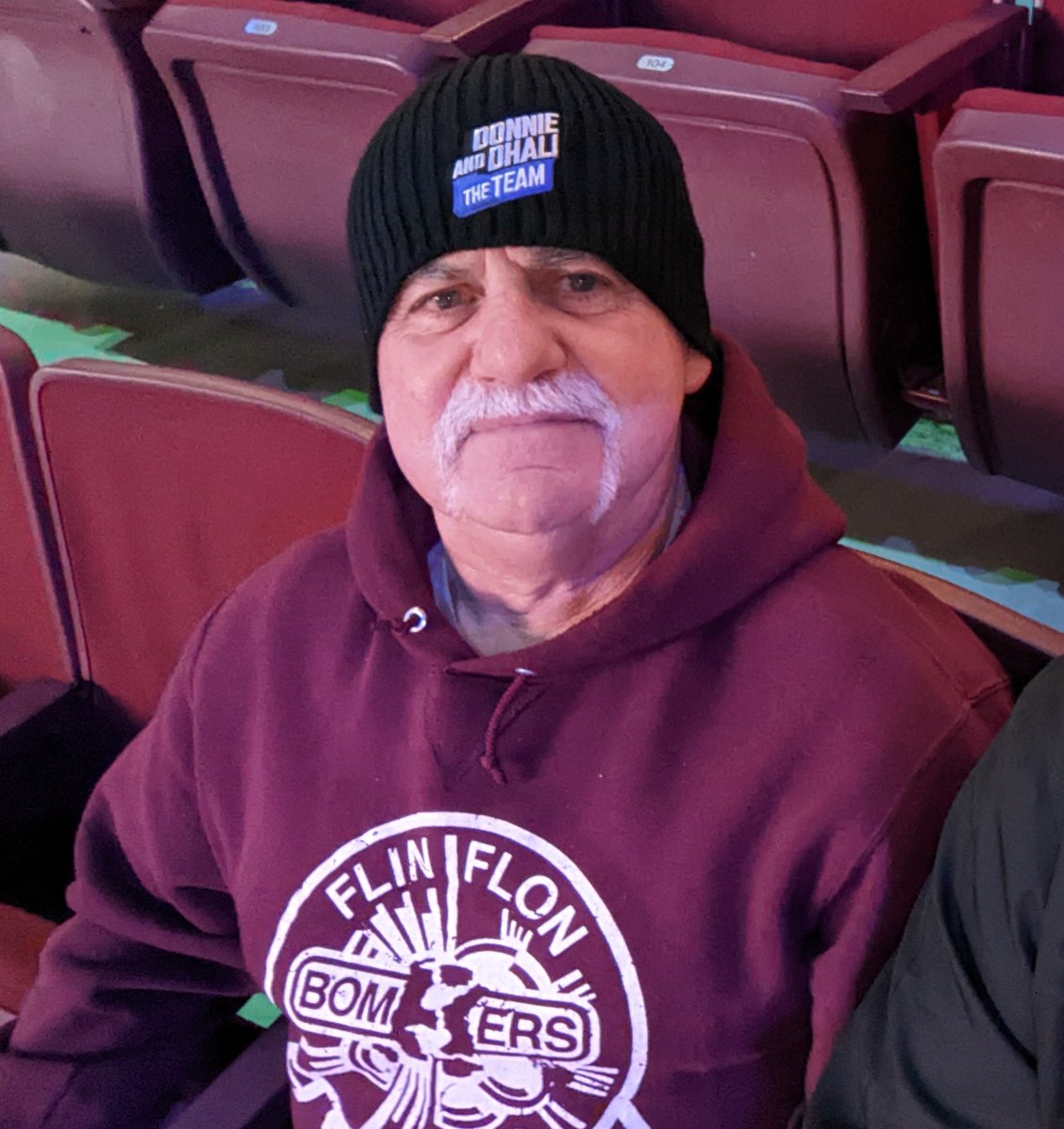hedgy44's tweet photo. @DonnieandDhali Hedgy from the Wack: My Dad, Ronnie Moe, took me to the Canuck game last night and was proudly wearing his Donnie and Dhali toque! Side note: the seats were ok Ryan! https://t.co/0lvrb8bGJO