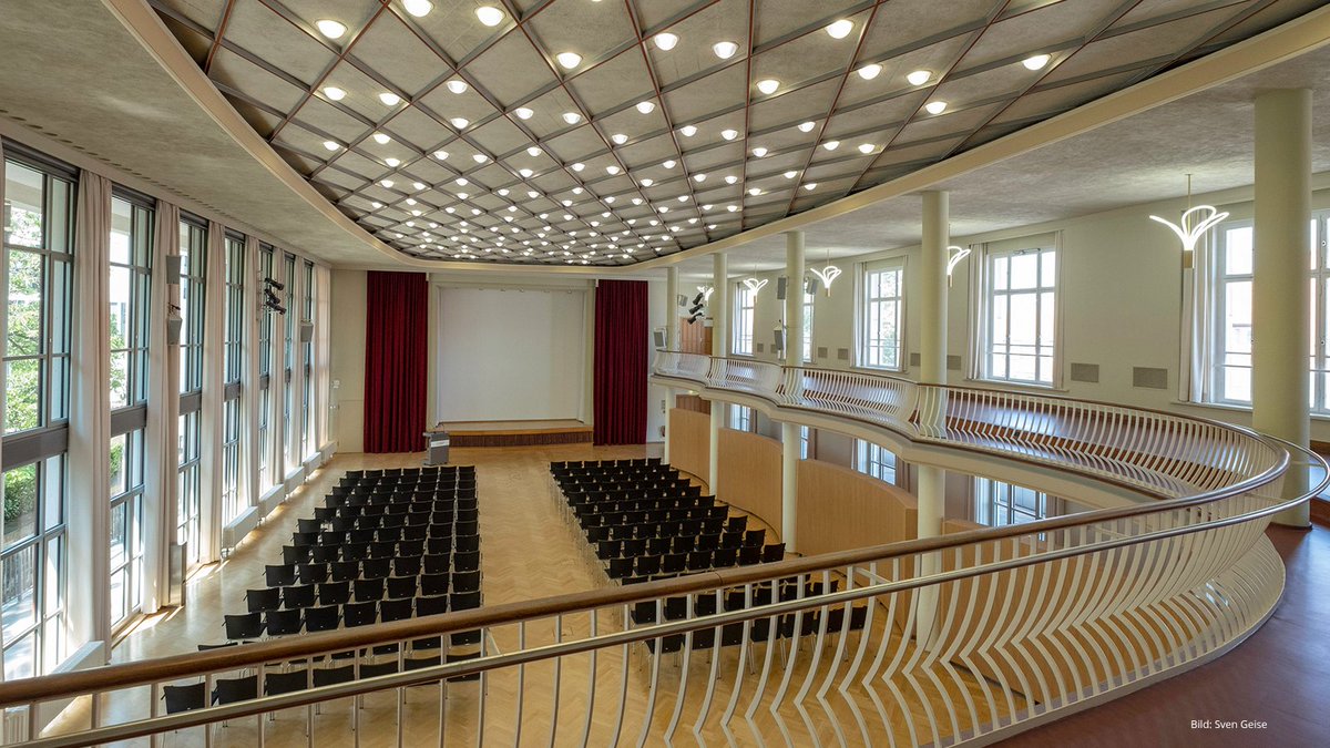 TU Dresden (@tudresden_de) on Twitter photo Debatte zur Novelle des Hochschulgesetzes: <a href="/KSS_SN/">Konferenz Sächsischer Studierendenschaften</a> & weitere Mitglieder des Bündnisses #RevolutionStudium diskutieren heute mit Politiker:innen über Erwartungen an ein neues #Hochschulgesetz. Los geht's um 16 Uhr im Dülfersaal der #TUDresden. Mehr Infos ➡️ kss-sachsen.de/pm_32_22 Debatte zur Novelle des Hochschulgesetzes: <a href="/KSS_SN/">Konferenz Sächsischer Studierendenschaften</a> & weitere Mitglieder des Bündnisses #RevolutionStudium diskutieren heute mit Politiker:innen über Erwartungen an ein neues #Hochschulgesetz. Los geht's um 16 Uhr im Dülfersaal der #TUDresden. Mehr Infos ➡️ kss-sachsen.de/pm_32_22