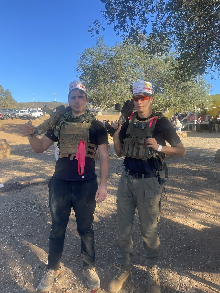 Inferno11011's tweet photo. Possibly the best surprise of all time https://t.co/gIledMHSM9