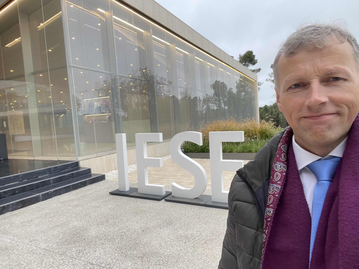 TimoneyLI's tweet photo. Great to get to visit the new Executive Education building at the Madrid campus of @iesebschool - an impressive setup.
Looking forward to bringing Alumni here for a leadership modules.
Better People, Better Organisations, Better Society
#leadership #continouslearning #Timoney https://t.co/i3wF3yteVu