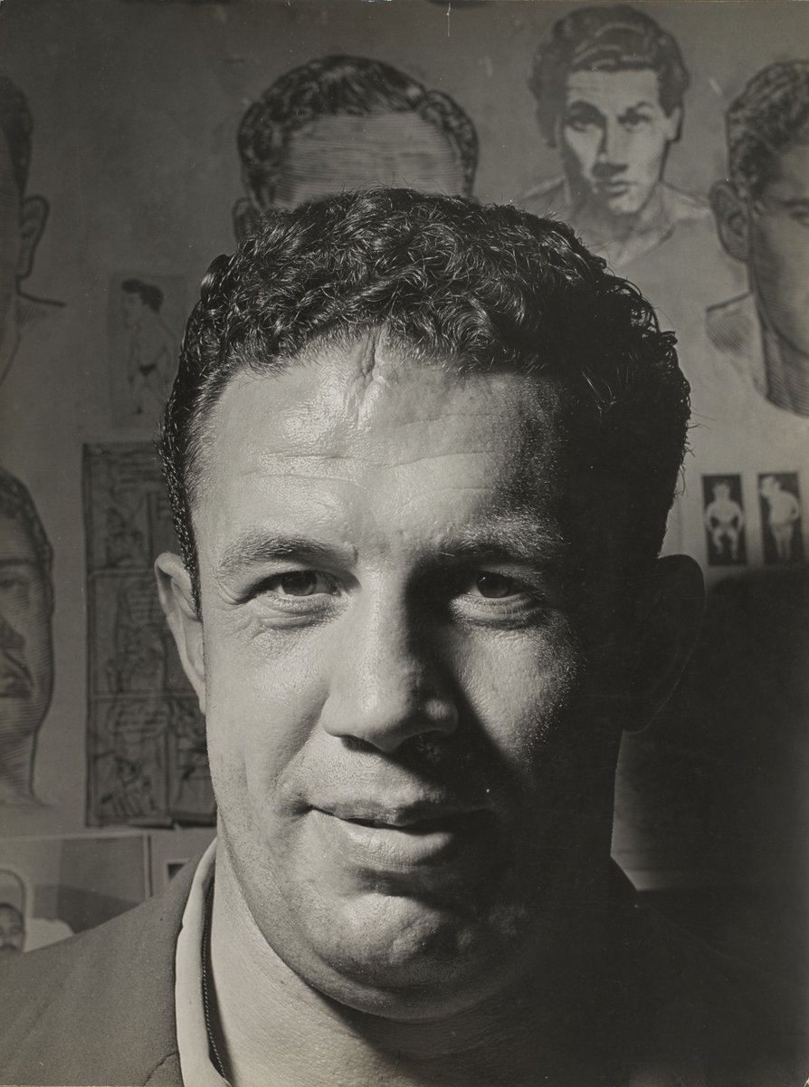 “Sense títol (José Tarrés, lluitador)” - Oriol Maspons (Cap a 1957) #fotografia bit.ly/3EqzyJ3