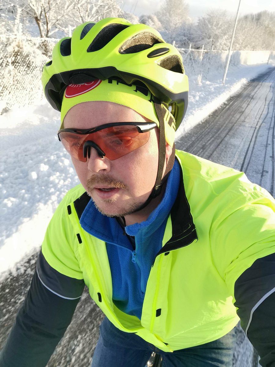 TapirenNet's tweet photo. #cykel året om. #dubb #snö https://t.co/CPM6mEFMXD