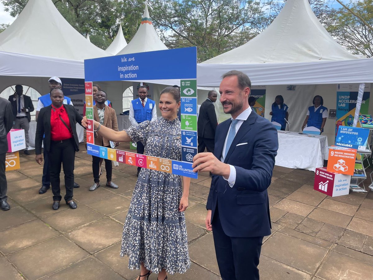 UNDP_Sweden's tweet photo. #UNDPGoodwillAmbassador Crown Prince Haakon of Norway & #SDGAdvocate Emerit Crown Princess Victoria of Sweden, with 🇸🇪 govt officials meeting w/ @UN Country Team Representatives & @UNDP Senior Leadership Team in Nairobi. https://t.co/dJh05Yn1ar