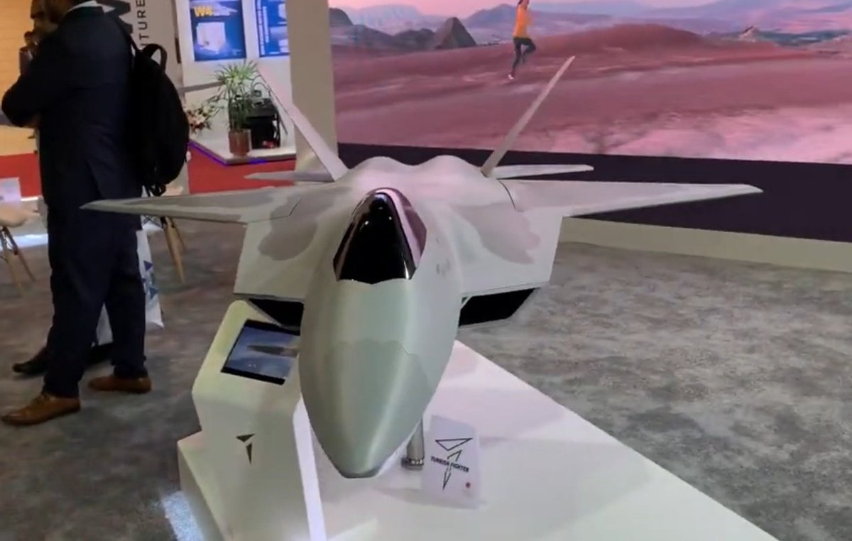 alishafqat048's tweet photo. #Turkey πΉπ· display Scale model of 5th Generation Stealth Fighter Aircraft #TF_X at #IDEAS2022.
#IDEASPakistan #IDEAS22
Rumors about joint production of TFX BYπ΅π°πΉπ· https://t.co/v9nTW1Q8nA