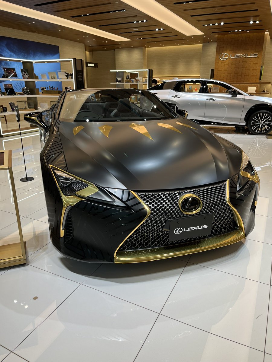 400r12's tweet photo. 日比谷レクサス なう
すげえLCあったw

#lexusmeetsbp https://t.co/LGsj05UKYT