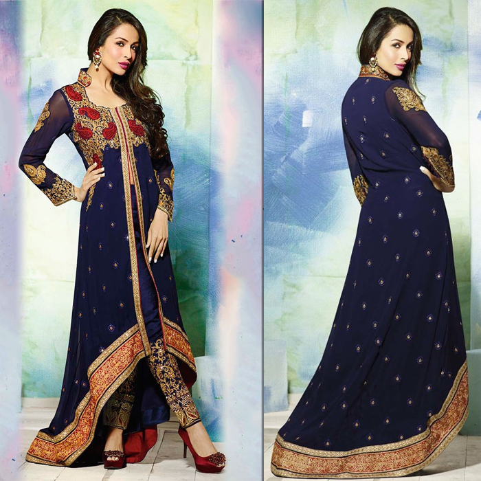 Asian_CoutureUK's tweet image. Drape yourself in this blue embellished gown for this festive season!
Shop now @ asiancouture.co.uk/sale-discounts…

#pakistanidressesuk #desioutfits #desi #punjabi #gown #glossy