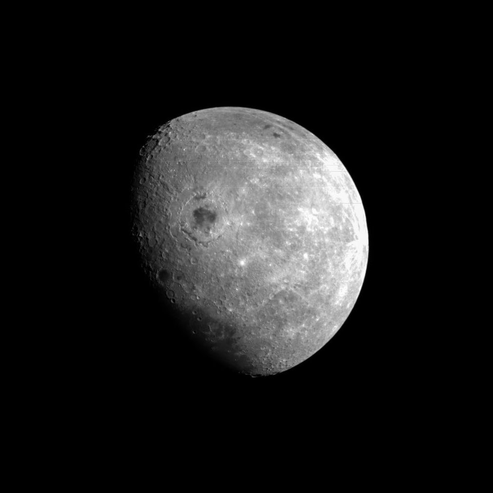 konstructivizm's tweet photo. The Far Side of the Moon - Shot by Artemis 1
Credit: NASA https://t.co/sspp6Qhygi