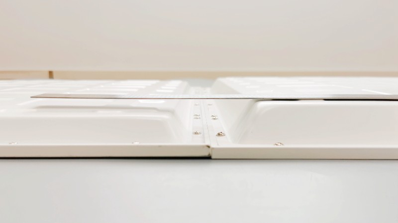 alice_zerun's tweet image. Ultra slim backlit led panel light, thickness of whole lamp 25mm instead of 35mm, load more than 30% and save at least $1/pcs for shipping cost.
#officelighting #backlitpanel #slimtype