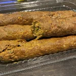 見た目ってホント大事!羊肉のつくねソーセージが美味しそうじゃない!