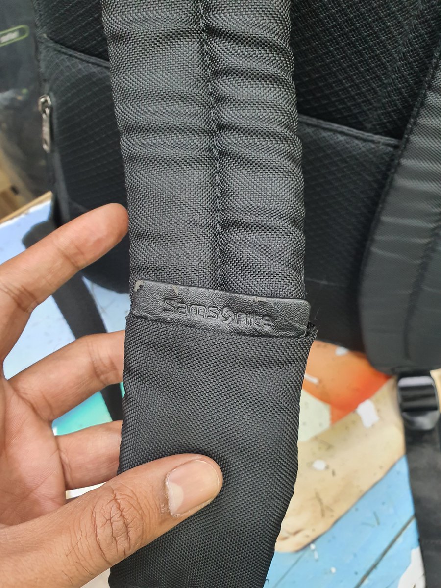 AJitGevariya's tweet photo. Be aware before purchasing, This is @MySamsonite, They only sell no service at all, they tell on your face "We don't repair". WOW!
@SamsoniteIndia  @SamsoniteUSA https://t.co/OqPp6dCyDv