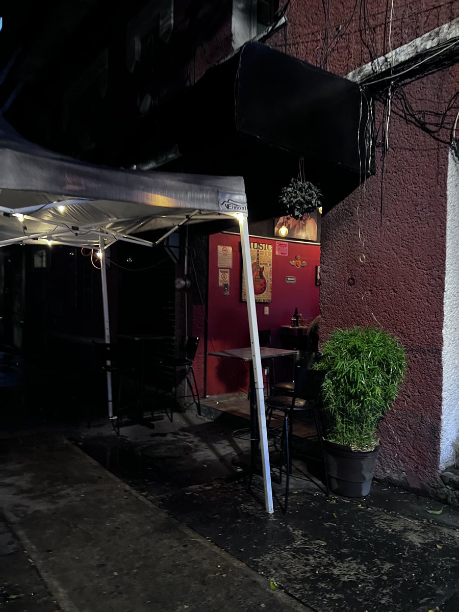 GN ✨ 🌙  Diosas calling it a night. Mexico is beautiful and so is our culture.