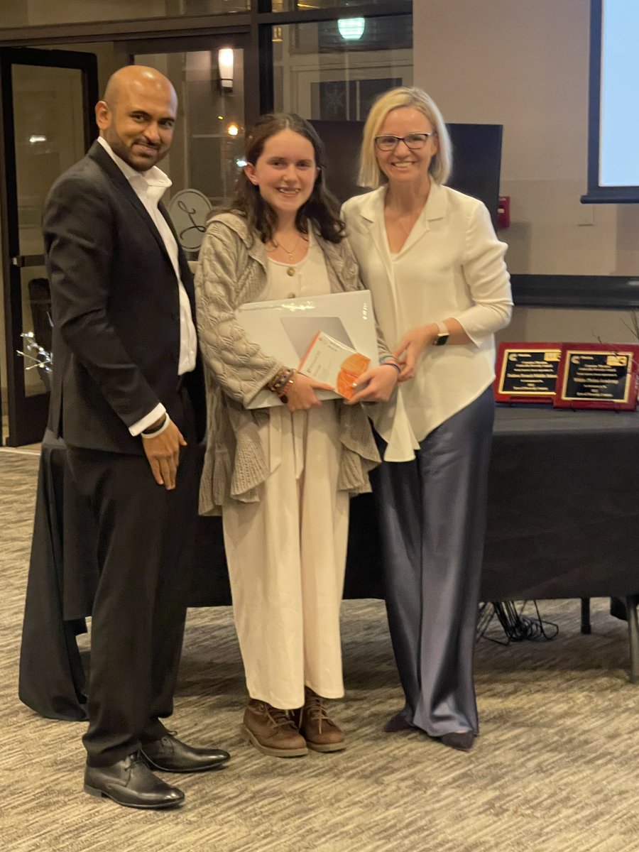 Upperman Middle School tweet media