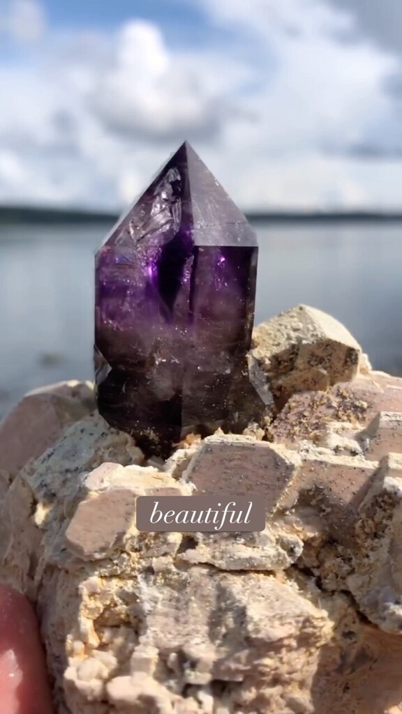 TANDMGems's tweet photo. 💜SOUND ON💜 for this Channelled Crystal Messenger. Brandenburg Amethyst is this weeks Sparking Special!

An incredible Brandenburg Amethyst with Stilbite on Orthoclase has much to say. This Crystal Messenger was channeled by Melissa just for you:

Thi… https://t.co/RcN2IZU5Qd https://t.co/oXdPAjRM66