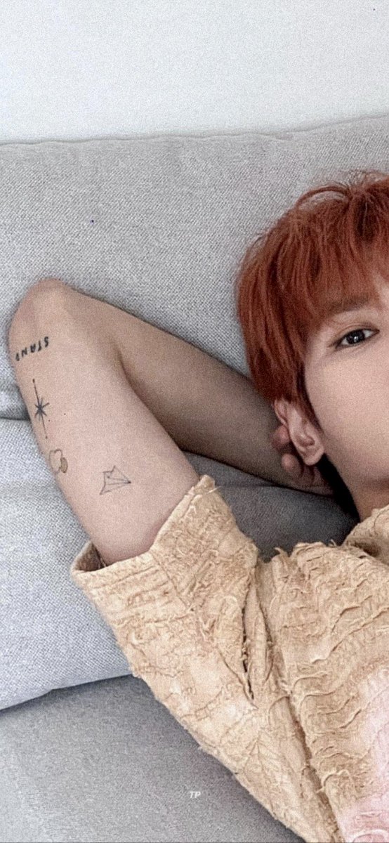 taemapark's tweet photo. 221122 / 𝘐𝘯𝘴𝘵𝘢𝘨𝘳𝘢𝘮 𝙏𝙔

• 𝙒𝙖𝙡𝙡𝙥𝙖𝙥𝙚𝙧 

#태용 #TAEYONG https://t.co/aJk0oVq2rV