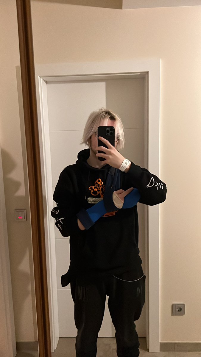 🇱🇺Acid tweet media