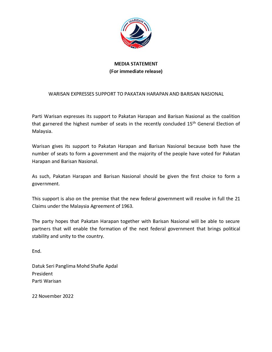 NewsBFM's tweet photo. Warisan president Shafie Apdal has expressed support for the formation of a Pakatan Harapan-Barisan Nasional government. 

He says the majority of people have voted for the two coalitions and that they should be given the first choice to form a government. https://t.co/hW2spodVLW