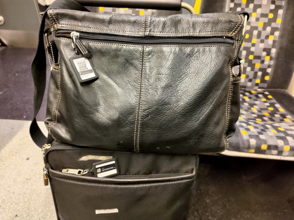 getitbacktag's tweet photo. When you go away. Make sure you have a way of getting your belongings back of you ever misplace them. However make sure it's secure! 

Getitbacktag ensures you can be contacted without giving out your contact details to enable you to get your belongings back. Safely and securely https://t.co/pDLZIk9Std
