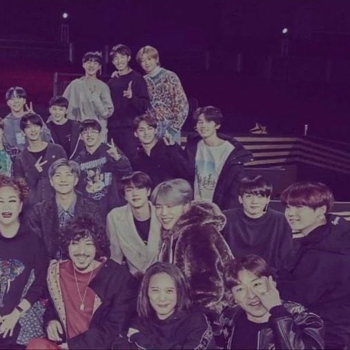 coppamagz's tweet photo. HD PLIZZZ momen langka ni pada seframe

Miky Lee (vice chairman CJ)
Tiger JK
Yoon Mirae
Song Joongki
Roy Kim
GOT7
BTS
SEVENTEEN
WANNA ONE

di MAMA 2018

Kapan lagi bisa fotbar gini 😭😭😭 https://t.co/8kWDfJWcbc