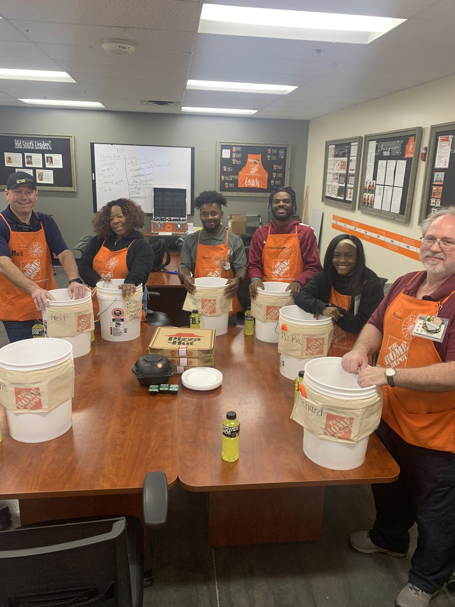 Inventory Prep is Here! Store 0386 is energized and ready to get this party started! Missing a few but just check out this dream team. #FutureLeaders #InventoryPrepTeam <a href="/rjwoutdoors/">Ron Weatherhead</a> <a href="/StevenHauptman1/">Steven Hauptmann</a> <a href="/CkDucre0411/">Claudia K. Ducre</a> <a href="/Jacobhomedepot/">Jacob Lutes</a> <a href="/StrebKen/">ken streb</a>