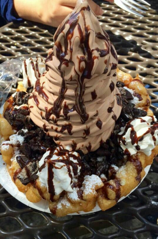 DreamyTechGirl's tweet photo. WOW! I would eat all that in a heartbeat! Lol
Photo @ https://t.co/MxqxoL3m8I https://t.co/Uw4MGM3rIe