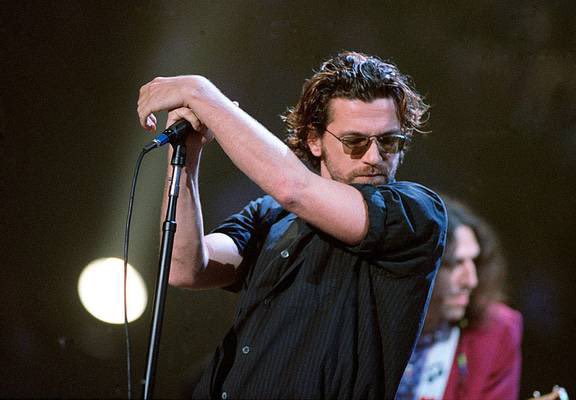 FlanaganINXS's tweet photo. The Only The One #MichelHutchence #INXS #RememberingMichaelHutchence #25Years https://t.co/o944xv2GmP