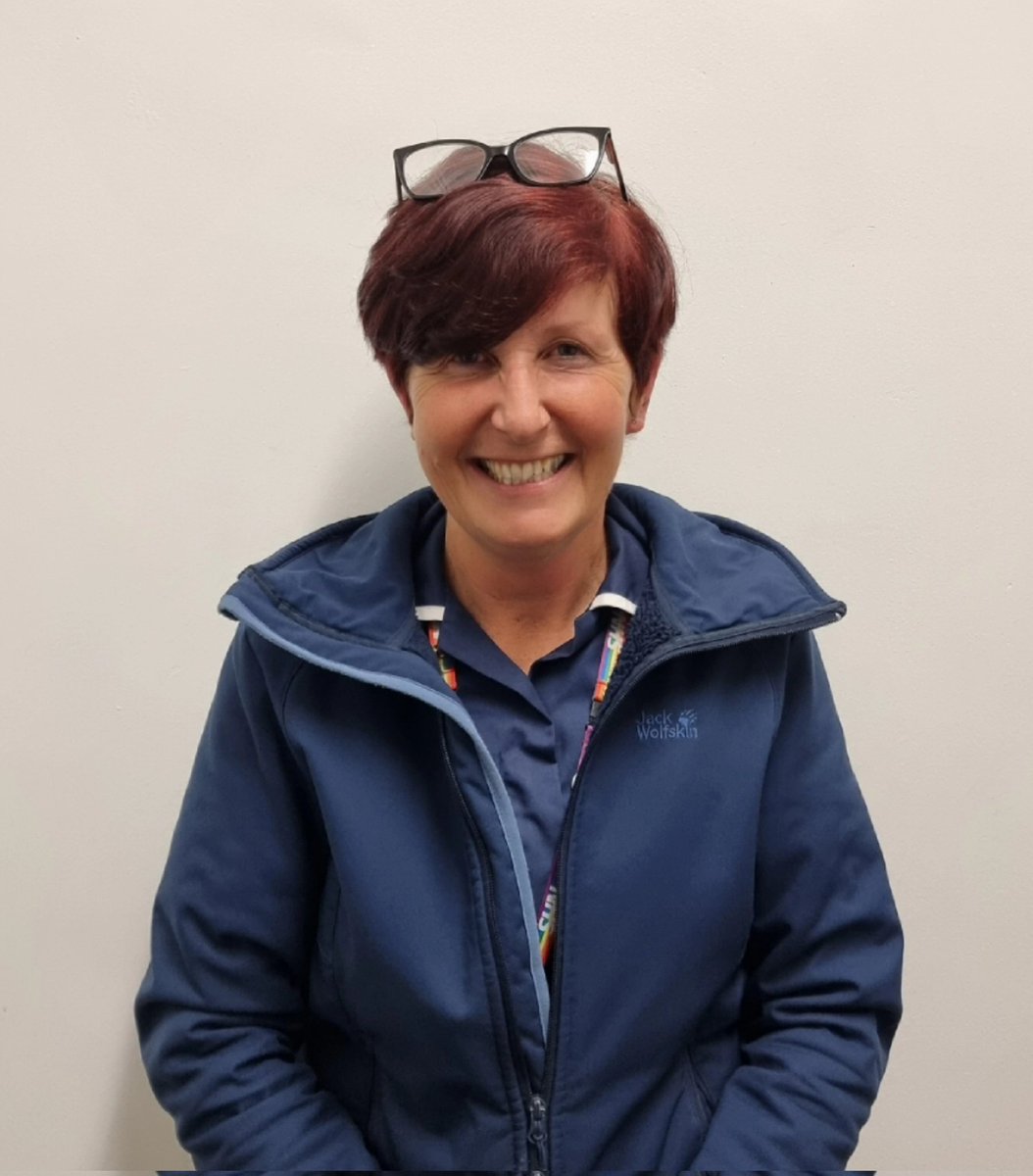 WWLDistNursing's tweet photo. 🌟MEET THE TEAM TUESDAY🌟 Clare is one of the successful SPQ students this year to undertake the District Nurse Specialist Practitioner Degree Course. Clare is a fantastic role model and excellent leader. Delivering high standard patient care is always Clares priority #WWLNHS #DN https://t.co/MU3eY8tusN