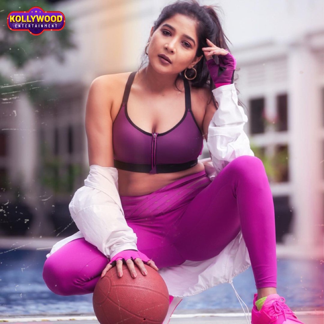 Kollywood_Ent's tweet photo. #SakshiAgarwal 💗 https://t.co/UJnJ89R7z2