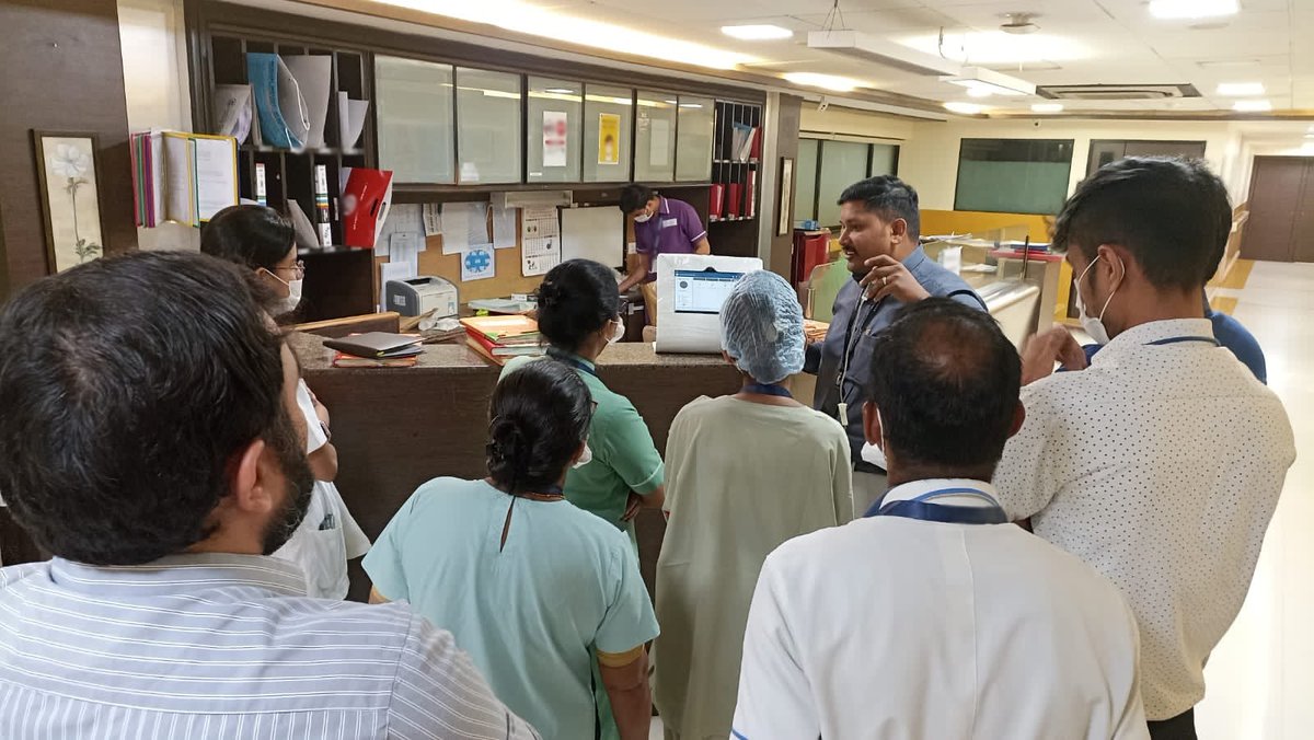 vTitan_Corp's tweet photo. Demonstration of #IVMonitoringSystem - Accuflow #DripMonitor to the hospital nurses. #vTitan #MedicalDeviceManufacturing #InfusionTherapy #SyringeInfusionPump #India https://t.co/UemL6iWq1e