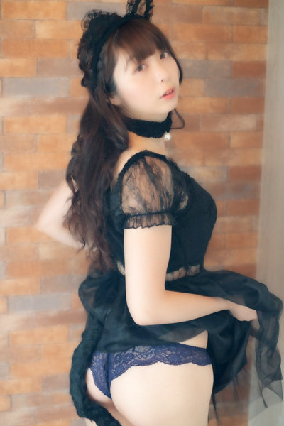 idolvideowatch's tweet photo. #星那美月 NEXUS Girls Extra vol.68 星那美月 https://t.co/sCt2rvow0Z https://t.co/QWWreWqXJg