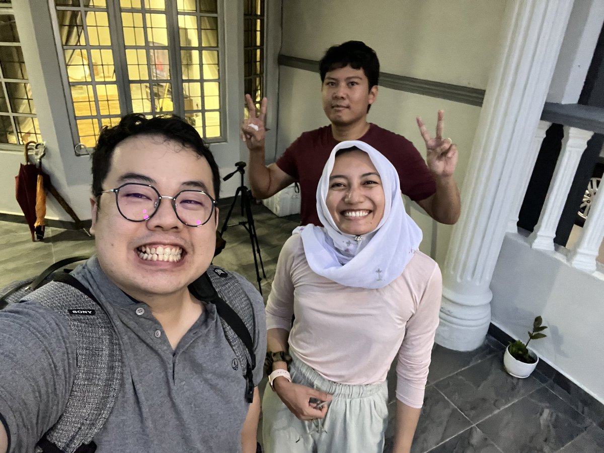 imnormgoh's tweet photo. Walau kita berbeza kepercayaan, warna kulit dan negeri, inilah kebersamaan sebagai rakyat Malaysia. 

Tolak ekstremisme, tolak sikap perkauman.

#KitaKawan #Malaysia #sayangimalaysiaku https://t.co/SZj2eQGxHk