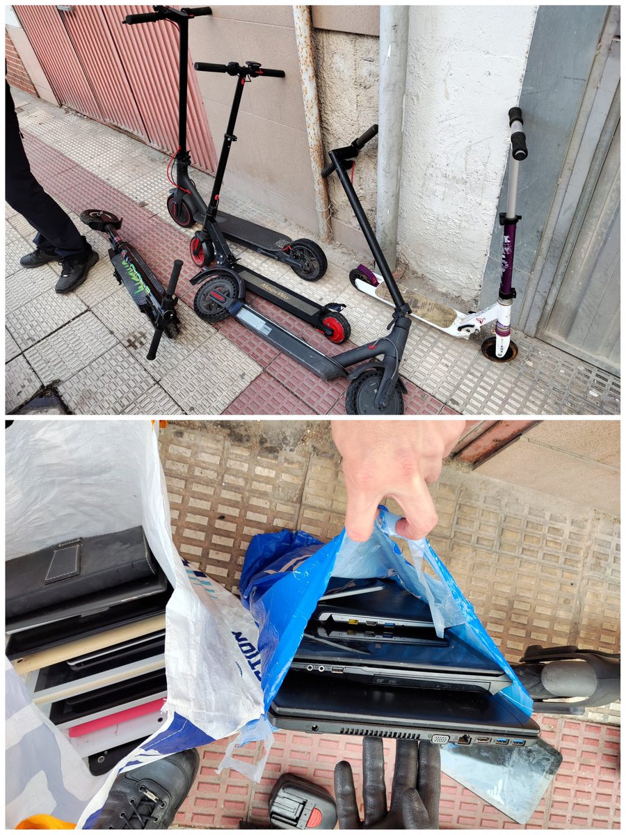 PoliciadeBurgos's tweet photo. Estos 56 objetos han sido incautados por agentes de la @PoliciadeBurgos a un varón de 25 años que los estaba vendiendo en la vía pública y no pudo acreditar su procedencia.
Si reconoces algo, persónate en comisaría de @policia.
Recuerda que hay que presentar denuncia, factura... https://t.co/GhYhy9wihk