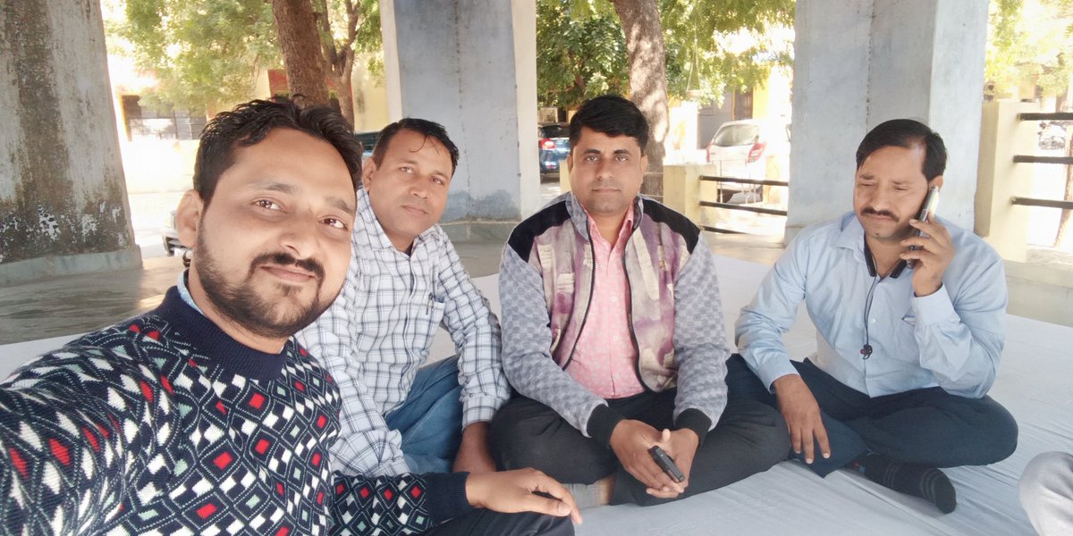 himeshchohan's tweet photo. @zeerajasthan_ @AjmerpoliceR उपशाखा शाहपुरा भीलवाड़ा https://t.co/98uA3Rw9eK